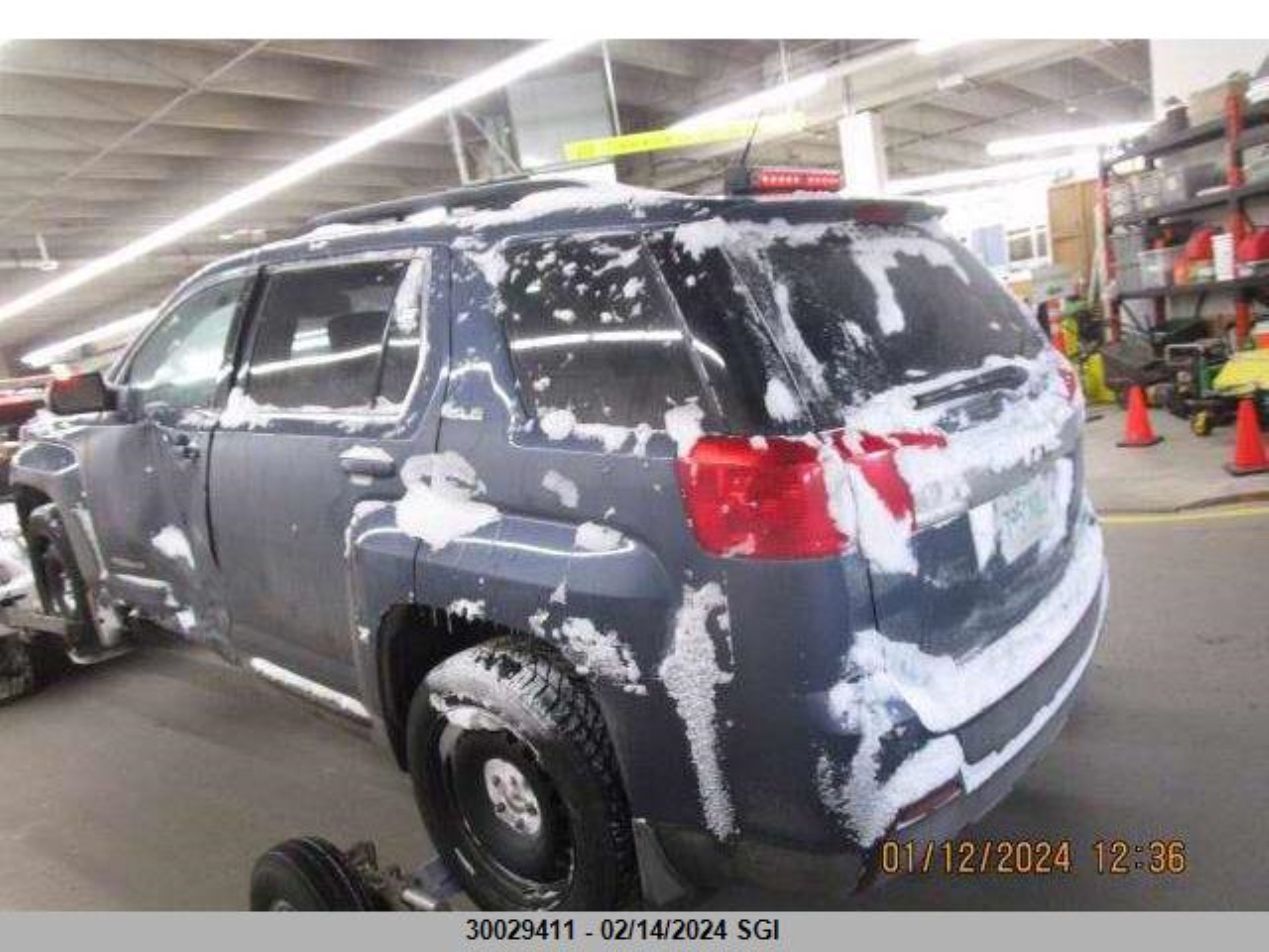 Photo 2 VIN: 2CTALSEC6B6336275 - GMC TERRAIN 