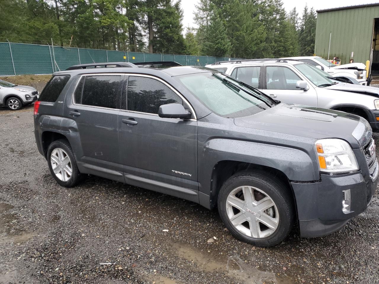 Photo 3 VIN: 2CTALSECXB6386385 - GMC TERRAIN 