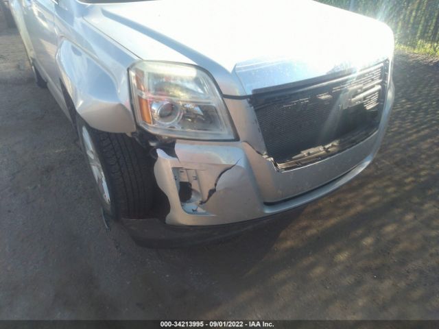 Photo 5 VIN: 2CTALSECXB6397807 - GMC TERRAIN 