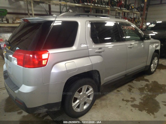 Photo 3 VIN: 2CTALUEC1B6257091 - GMC TERRAIN 