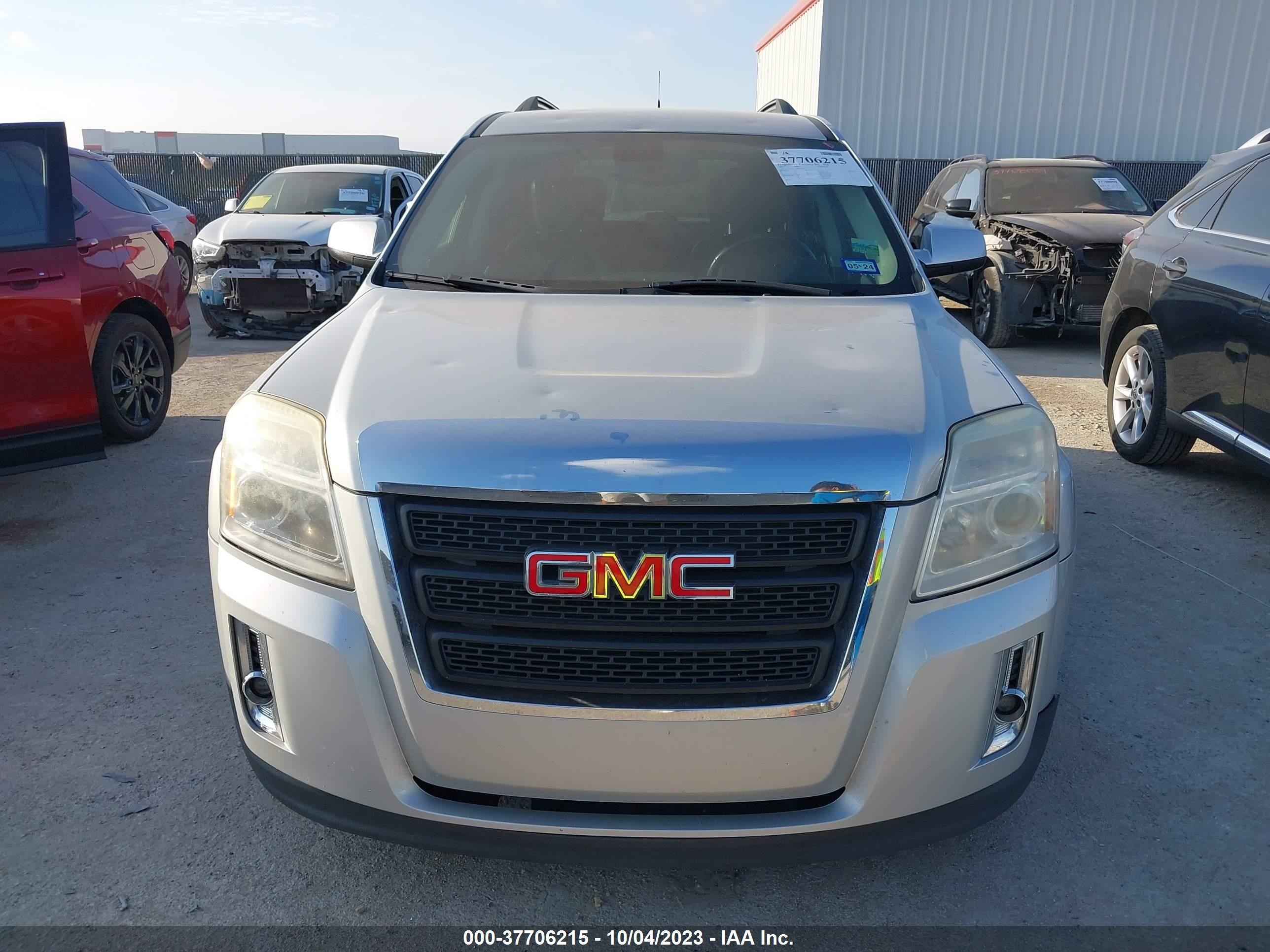 Photo 5 VIN: 2CTALUEC5B6454524 - GMC TERRAIN 