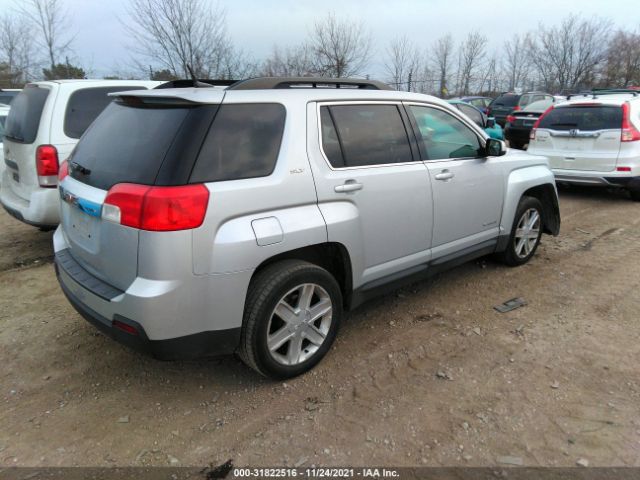 Photo 3 VIN: 2CTALUEC6B6247530 - GMC TERRAIN 