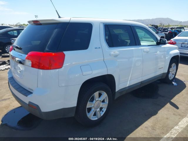 Photo 3 VIN: 2CTFLCEW3A6320216 - GMC TERRAIN 