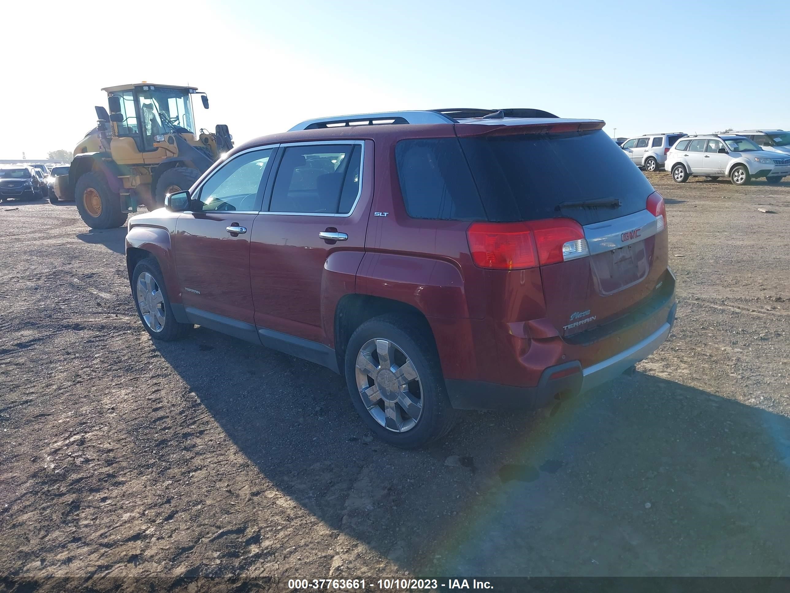 Photo 2 VIN: 2CTFLJEY9A6415367 - GMC TERRAIN 