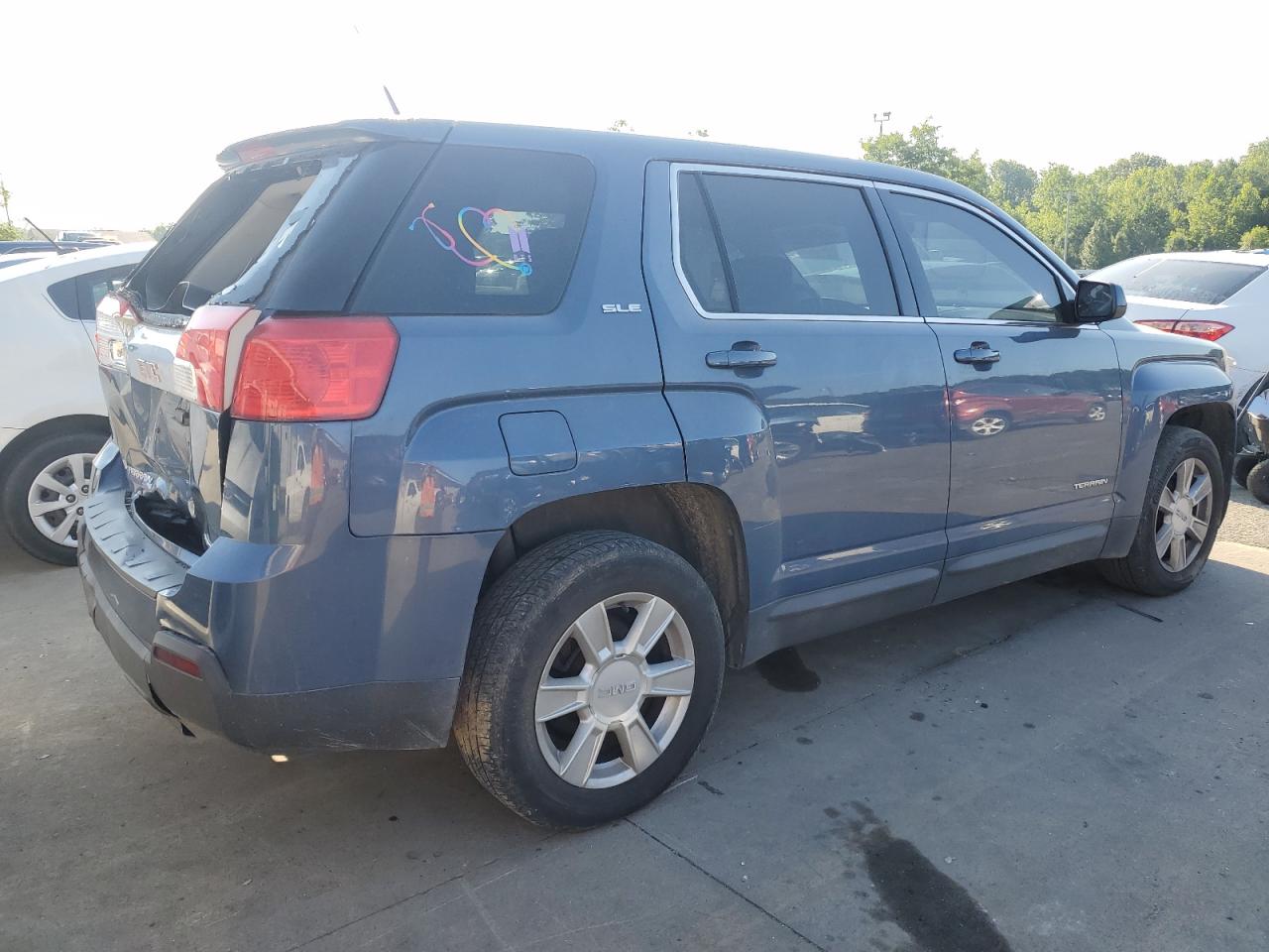 Photo 2 VIN: 2CTFLREC9B6306640 - GMC TERRAIN 