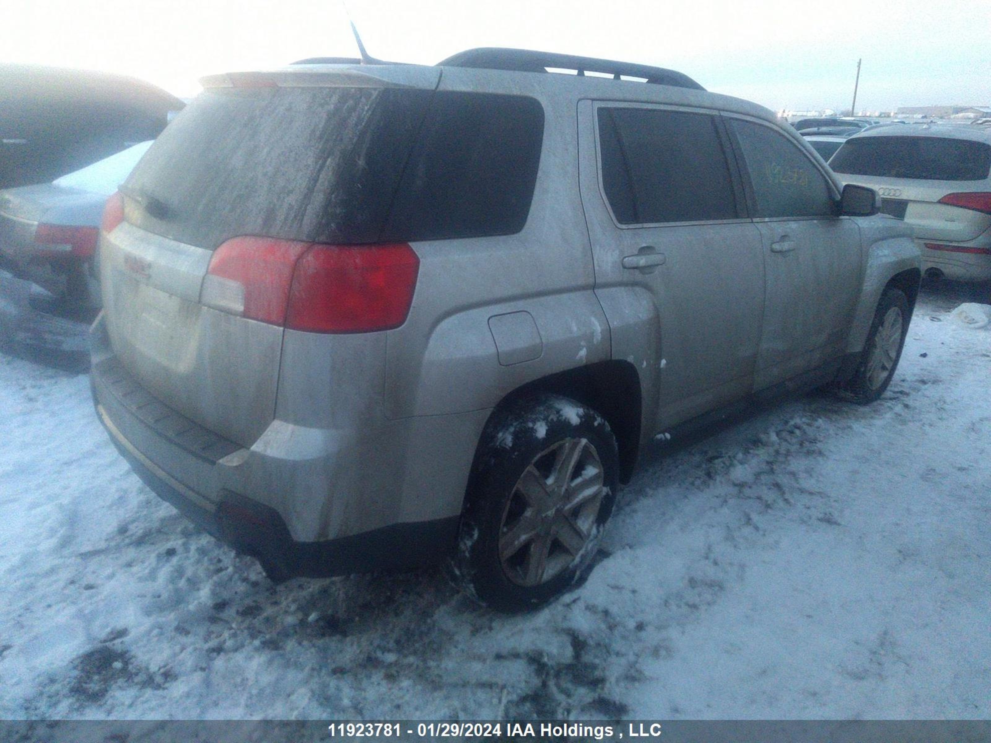 Photo 3 VIN: 2CTFLTE50B6330193 - GMC TERRAIN 