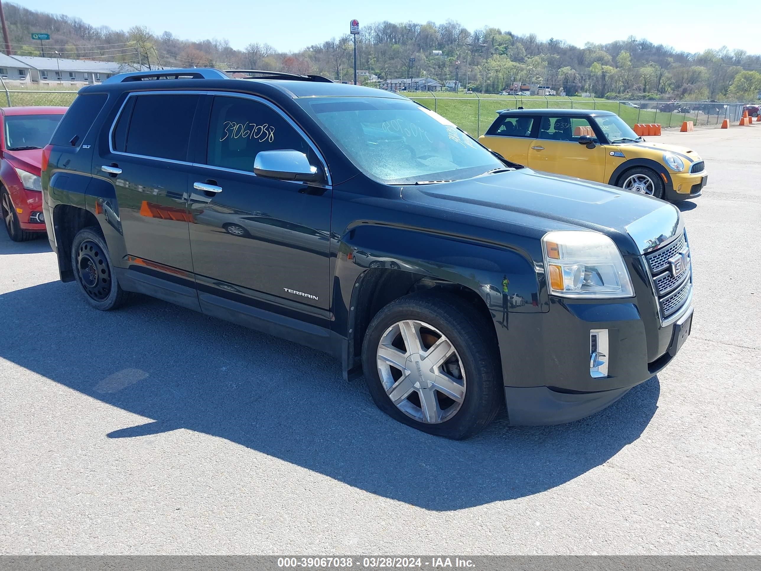 Photo 0 VIN: 2CTFLXE52B6274152 - GMC TERRAIN 