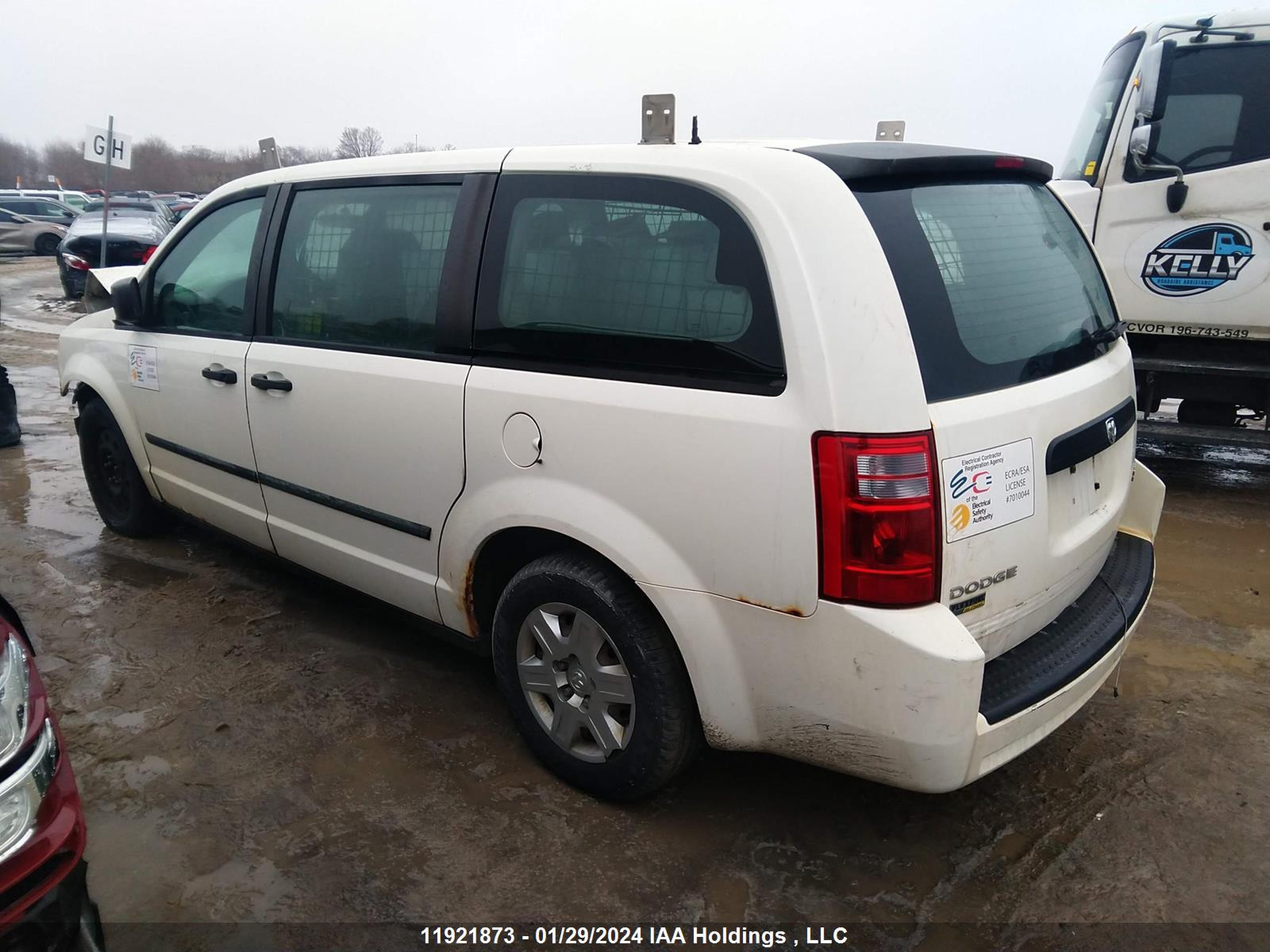 Photo 2 VIN: 2D4CN1AE3AR246694 - DODGE CARAVAN 