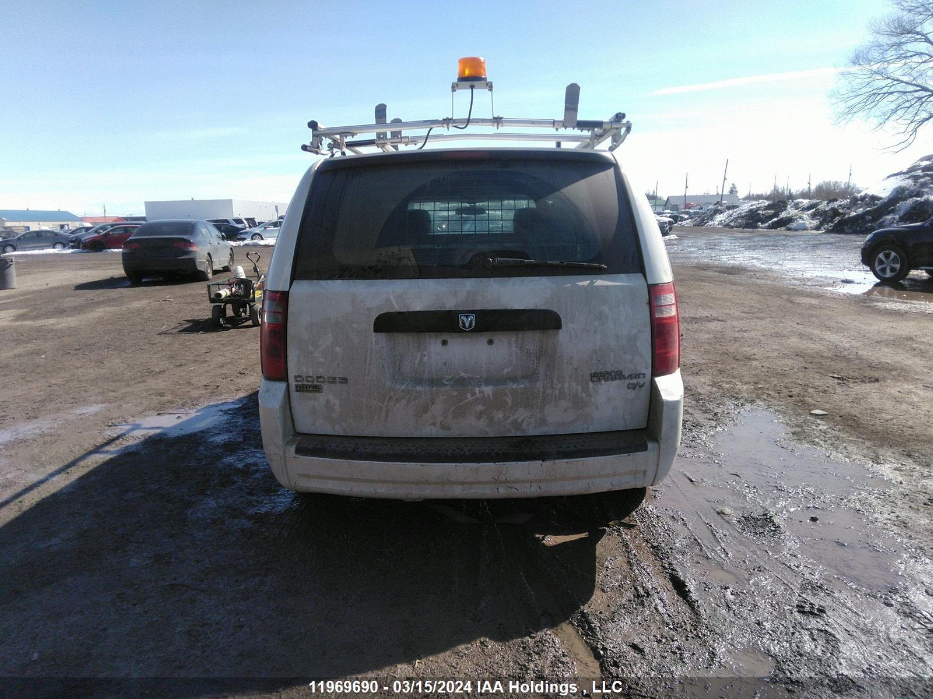 Photo 15 VIN: 2D4CN1AE5AR250889 - DODGE CARAVAN 