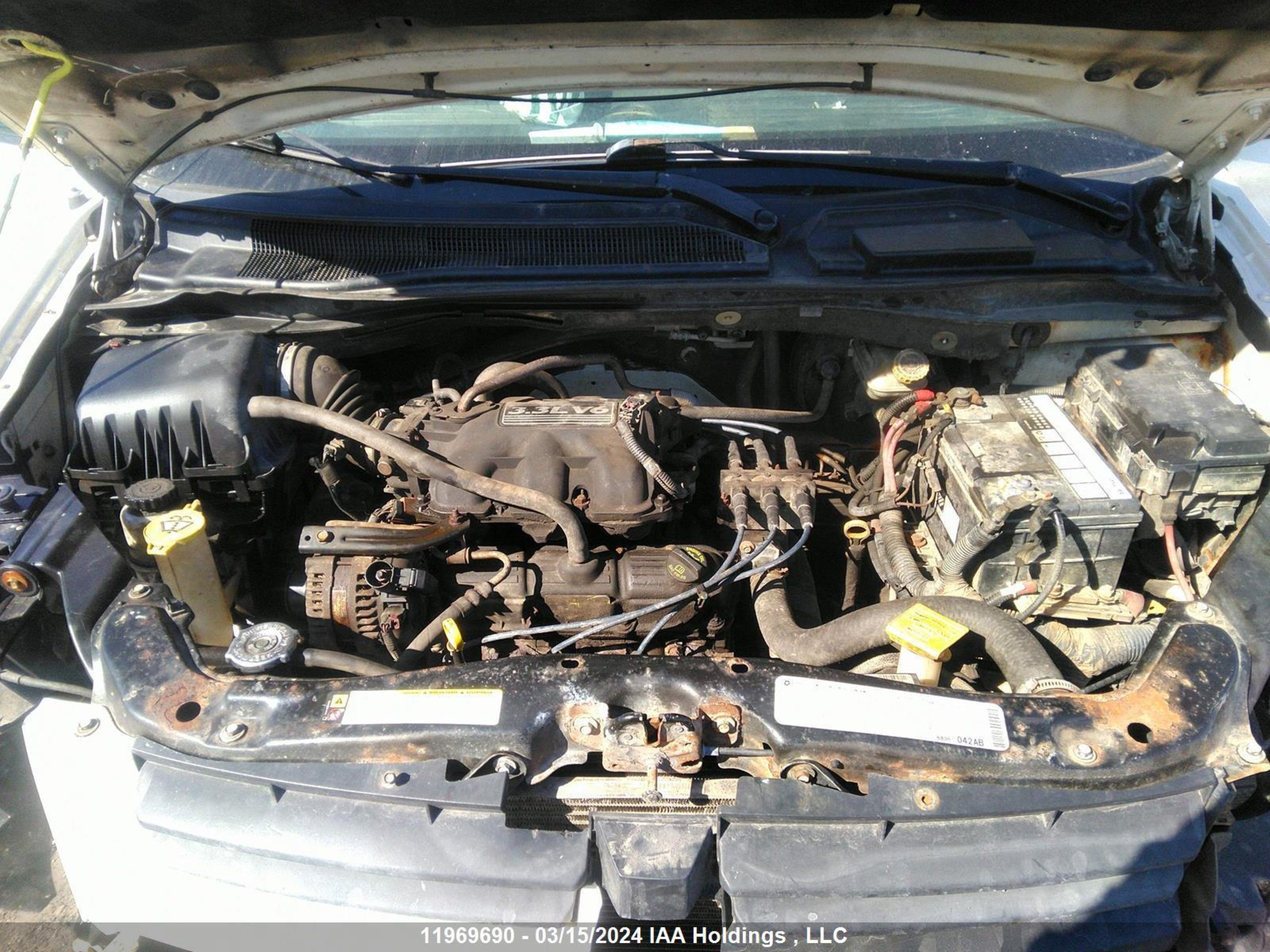 Photo 9 VIN: 2D4CN1AE5AR250889 - DODGE CARAVAN 