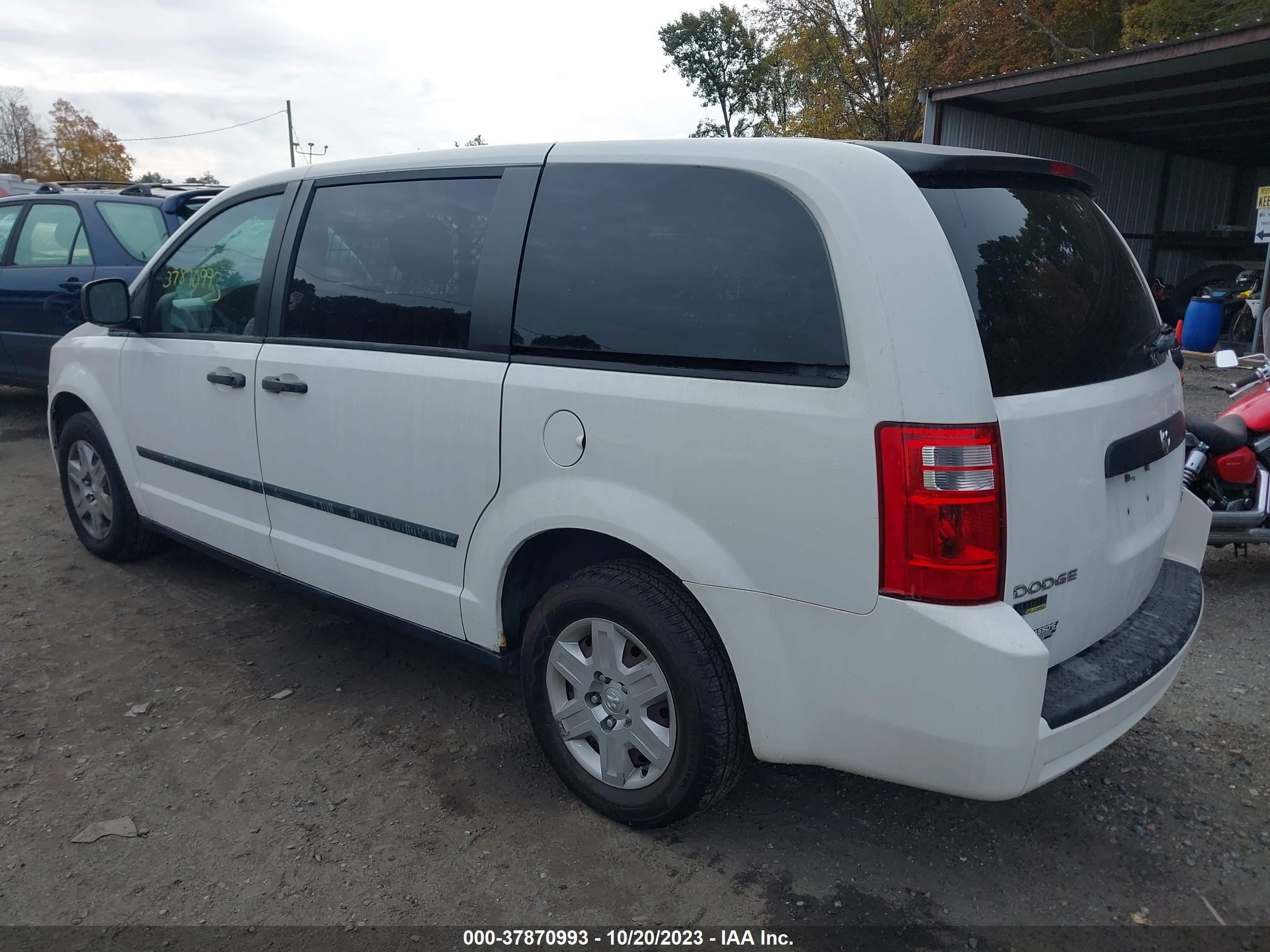 Photo 2 VIN: 2D4CN1AE9AR244366 - DODGE CARAVAN 