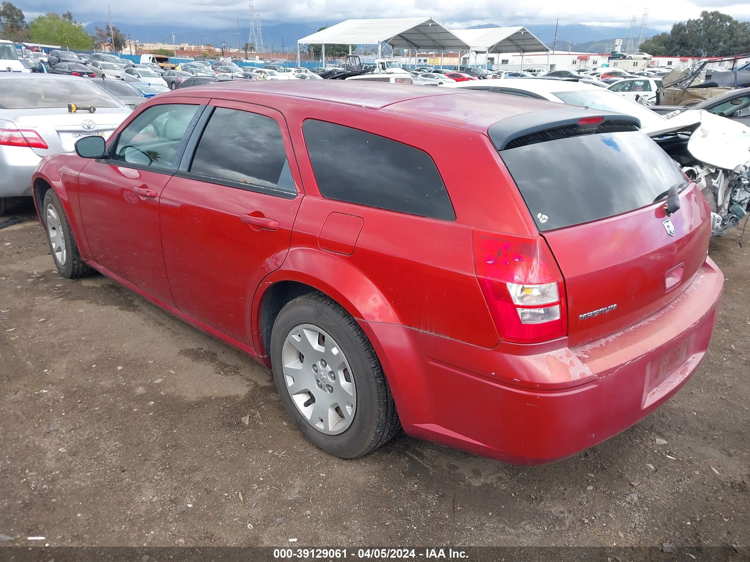 Photo 2 VIN: 2D4FV47T07H647543 - DODGE MAGNUM 