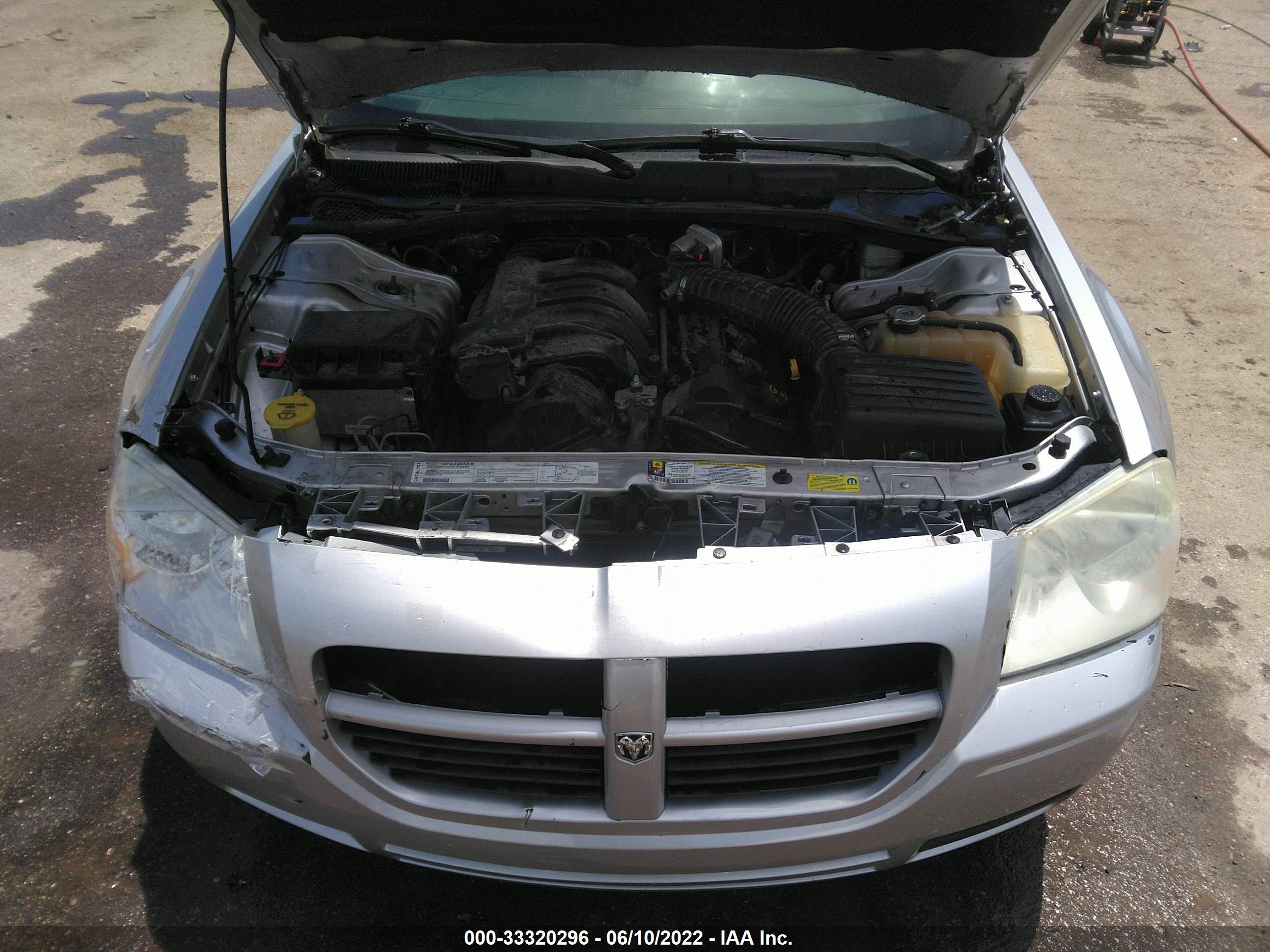 Photo 9 VIN: 2D4FV47T16H513252 - DODGE MAGNUM 