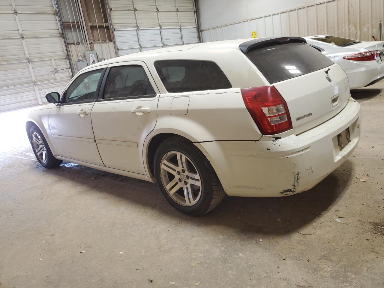 Photo 1 VIN: 2D4FV47T26H478852 - DODGE MAGNUM 