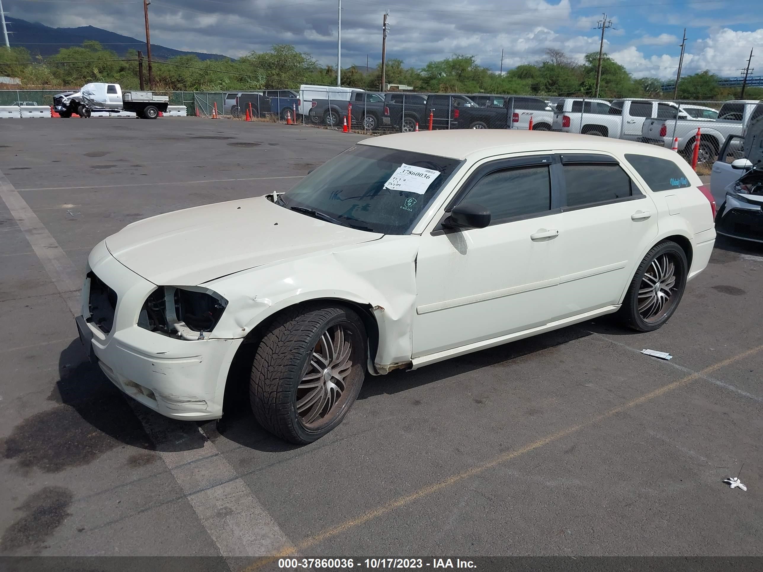 Photo 1 VIN: 2D4FV47T46H183624 - DODGE MAGNUM 