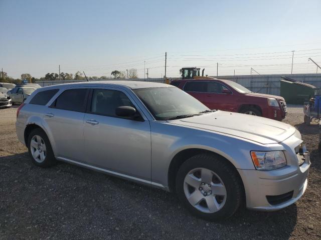 Photo 3 VIN: 2D4FV47TX8H156298 - DODGE MAGNUM 