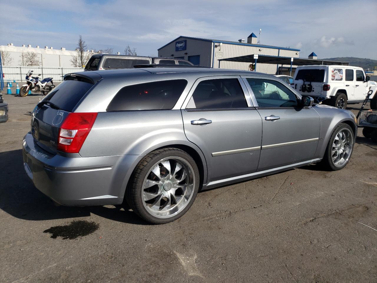 Photo 2 VIN: 2D4FV47V06H510618 - DODGE MAGNUM 