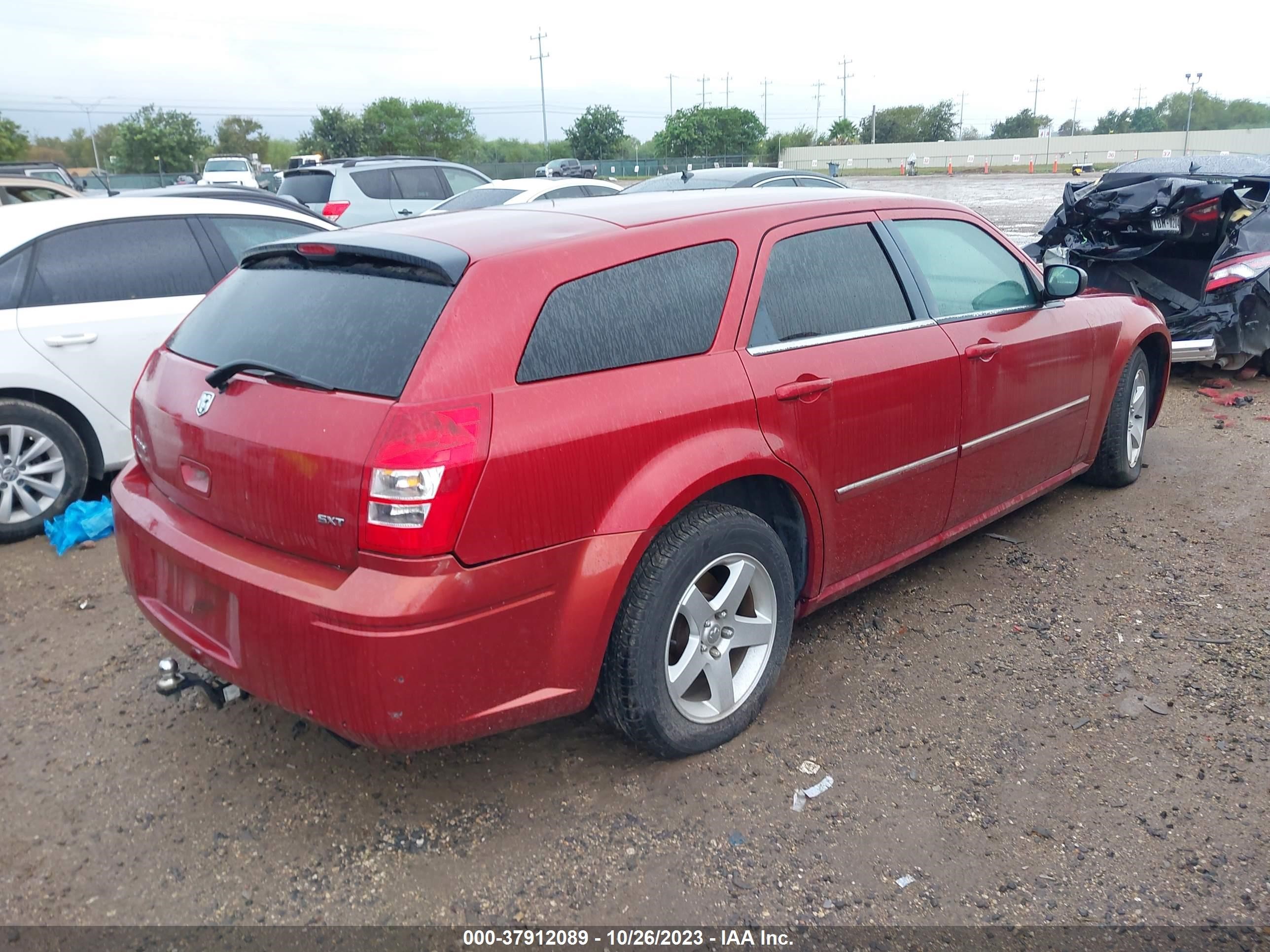 Photo 3 VIN: 2D4FV47V07H621266 - DODGE MAGNUM 