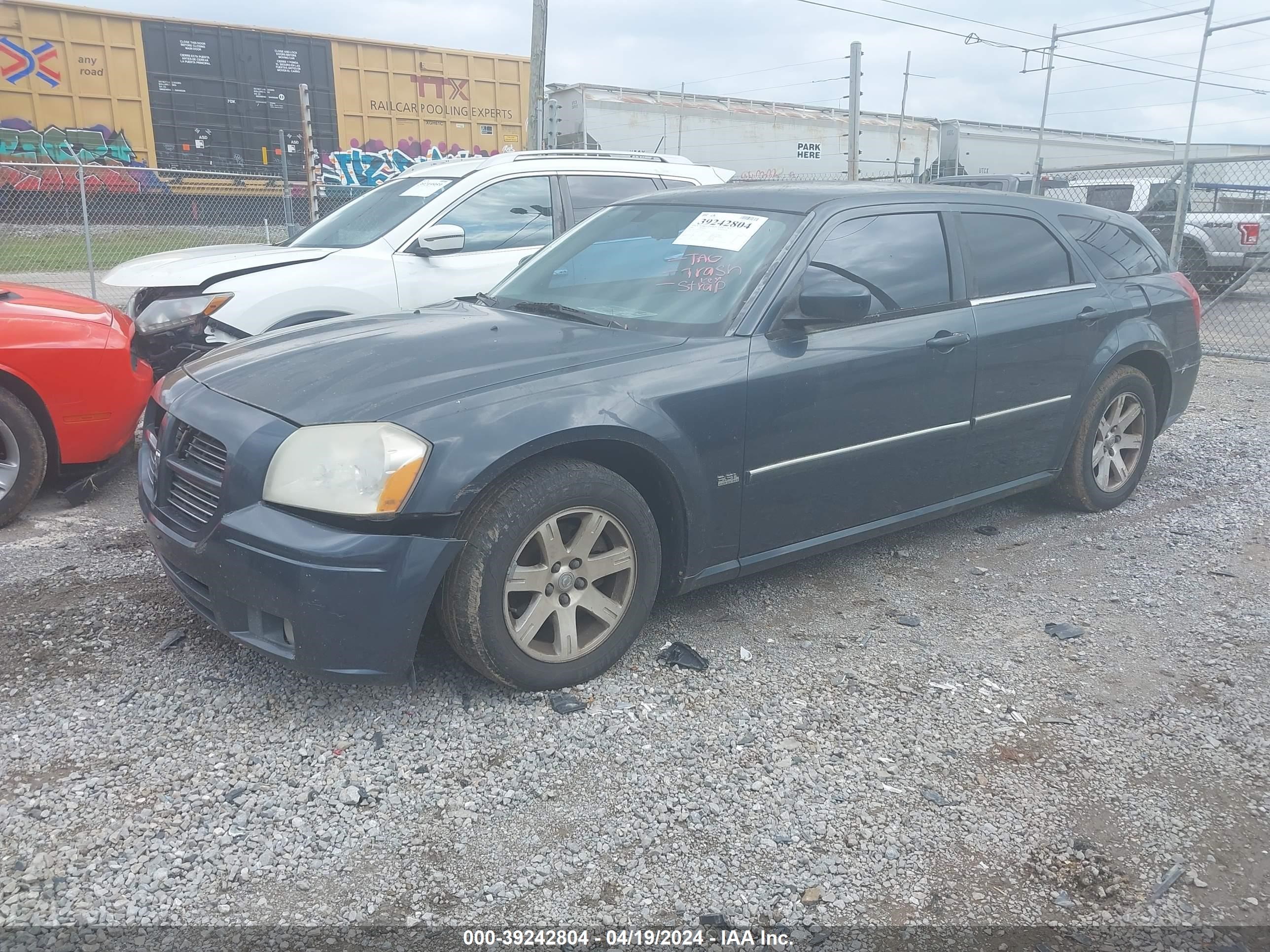 Photo 1 VIN: 2D4FV47V07H640545 - DODGE MAGNUM 