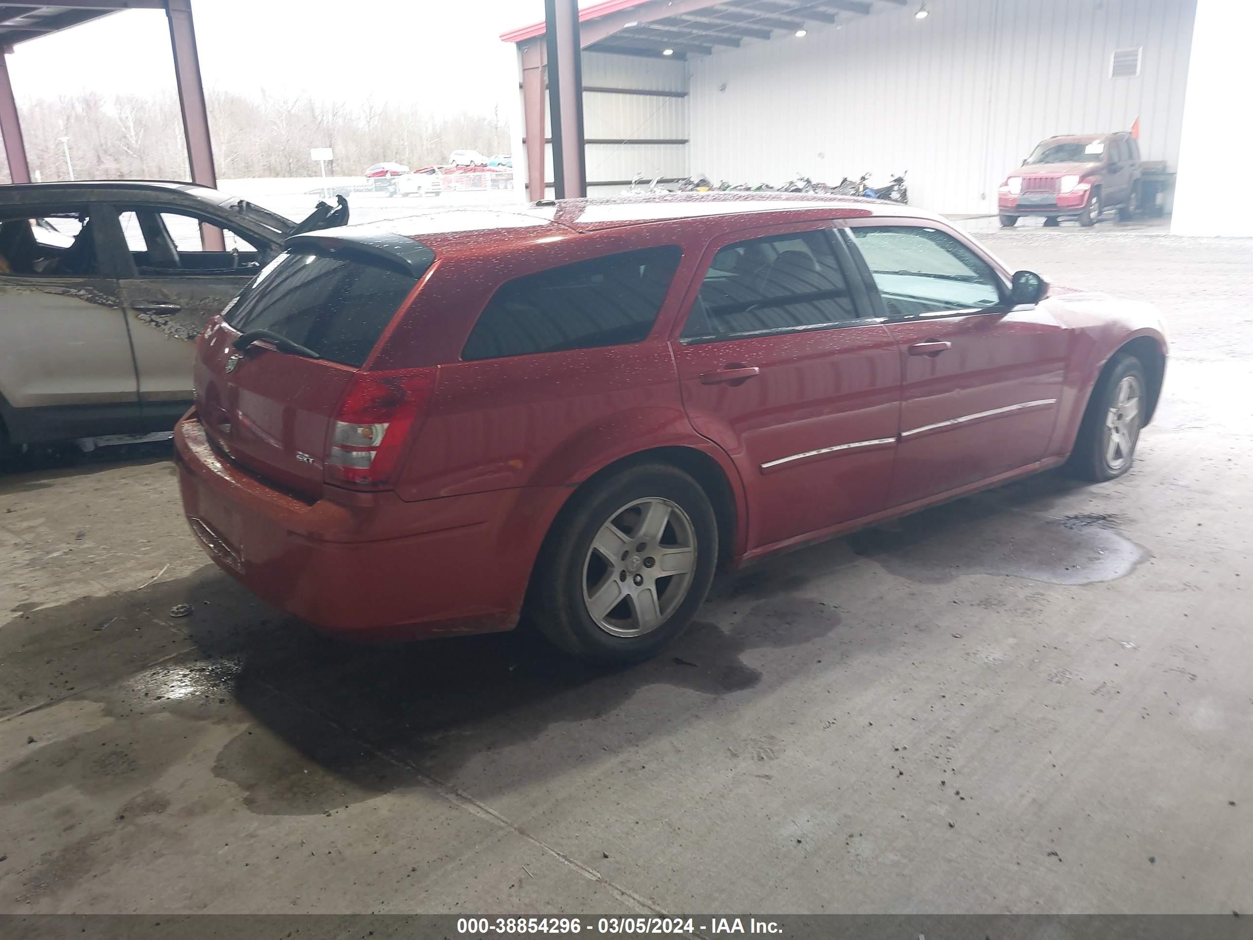 Photo 3 VIN: 2D4FV47V07H734201 - DODGE MAGNUM 