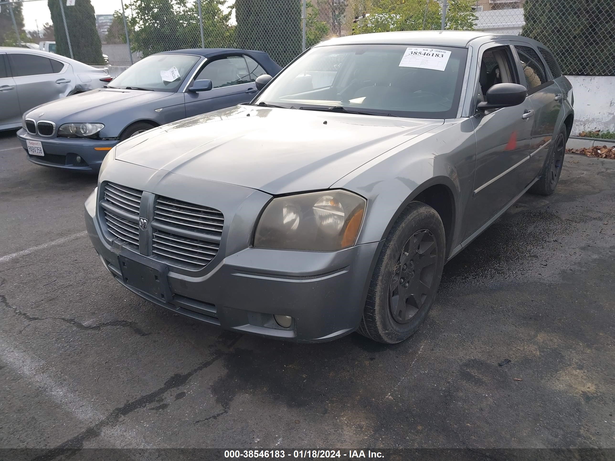 Photo 1 VIN: 2D4FV47V37H622332 - DODGE MAGNUM 