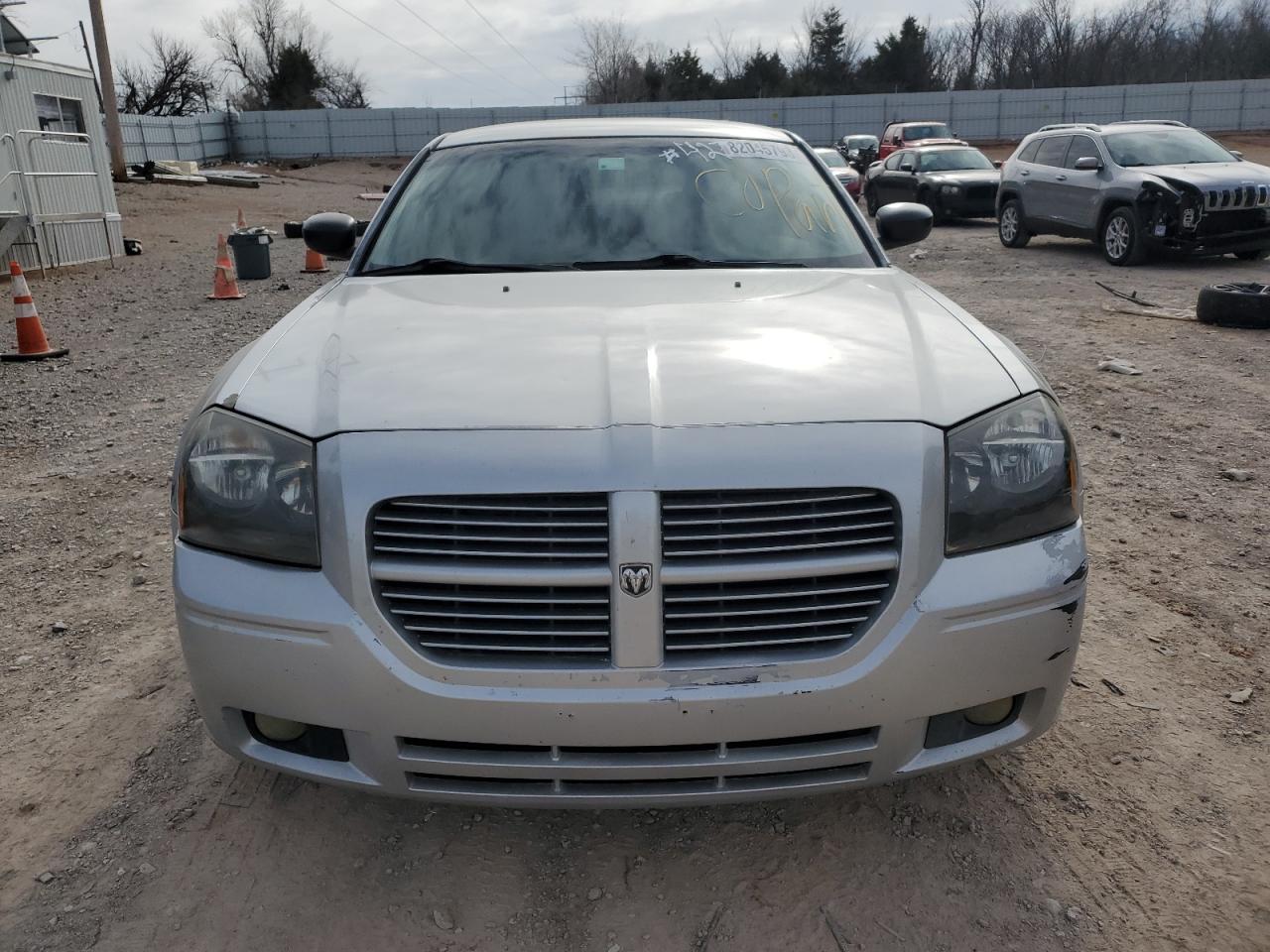 Photo 4 VIN: 2D4FV47V37H842778 - DODGE MAGNUM 