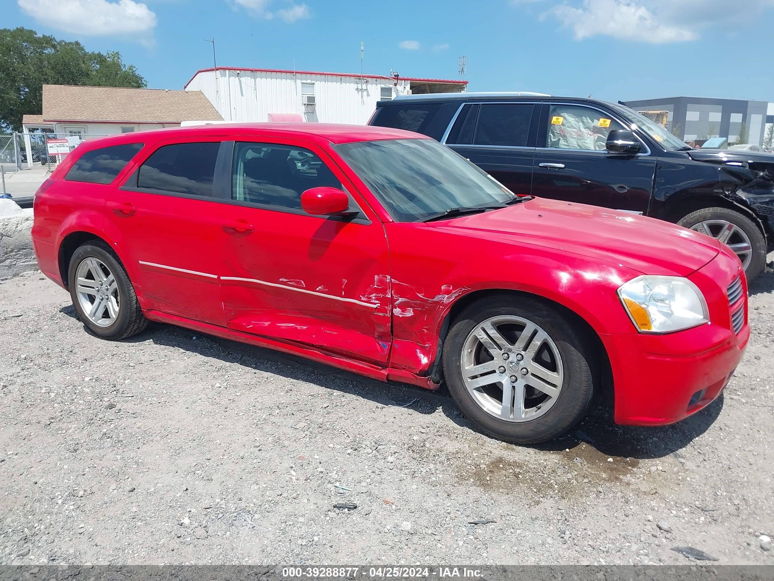 Photo 0 VIN: 2D4FV47V47H852977 - DODGE MAGNUM 