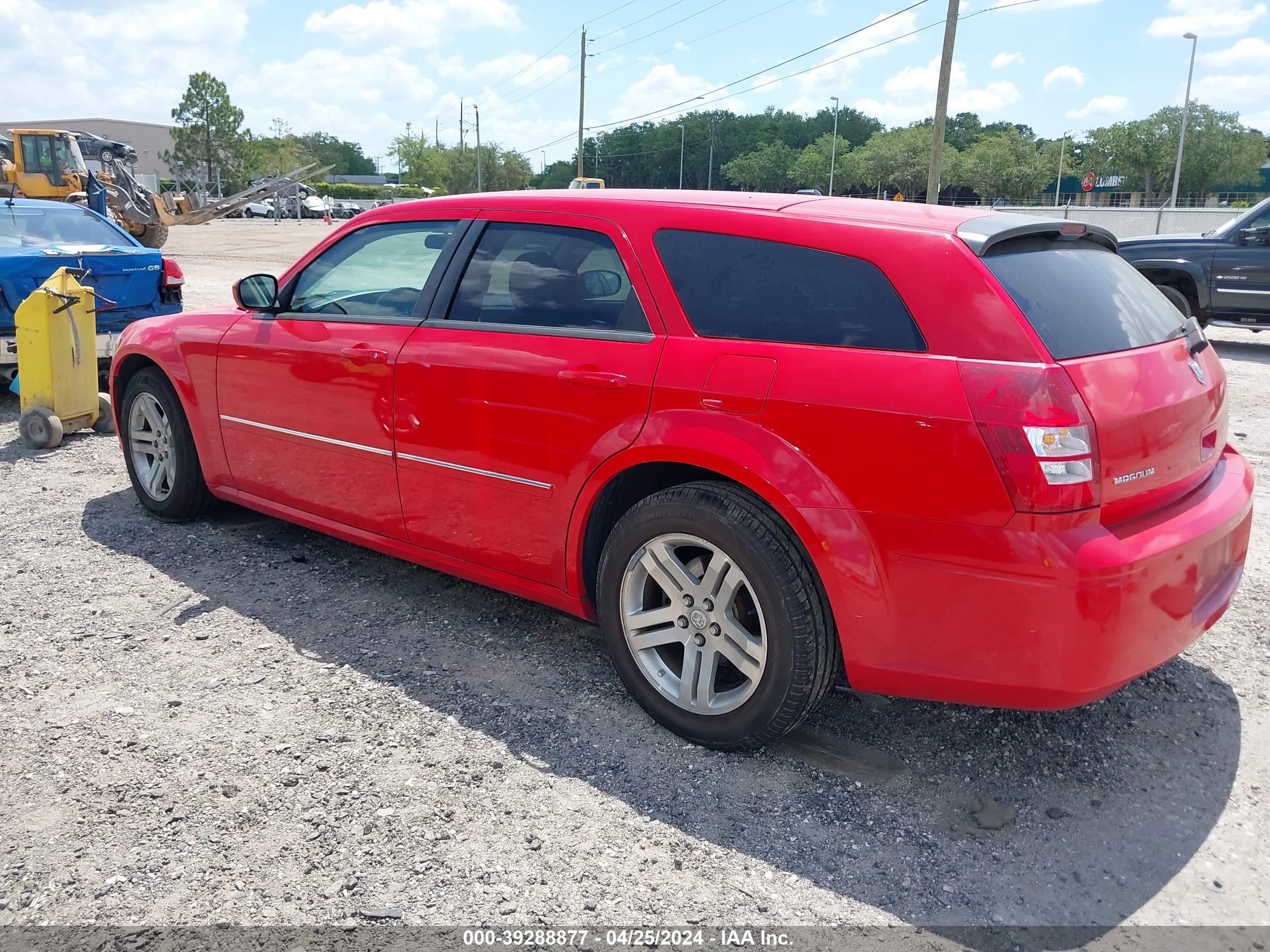 Photo 2 VIN: 2D4FV47V47H852977 - DODGE MAGNUM 