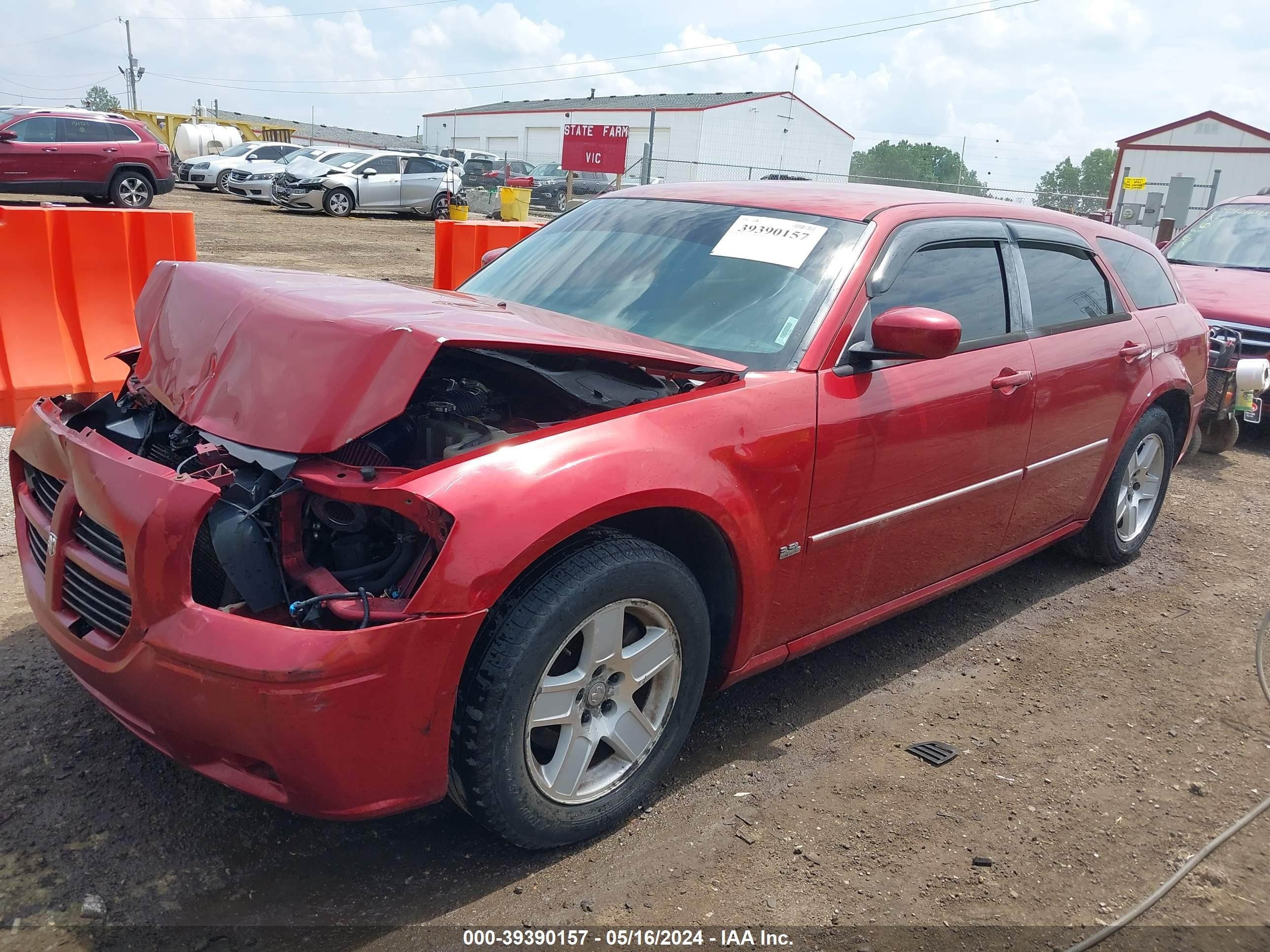 Photo 1 VIN: 2D4FV47V96H396716 - DODGE MAGNUM 