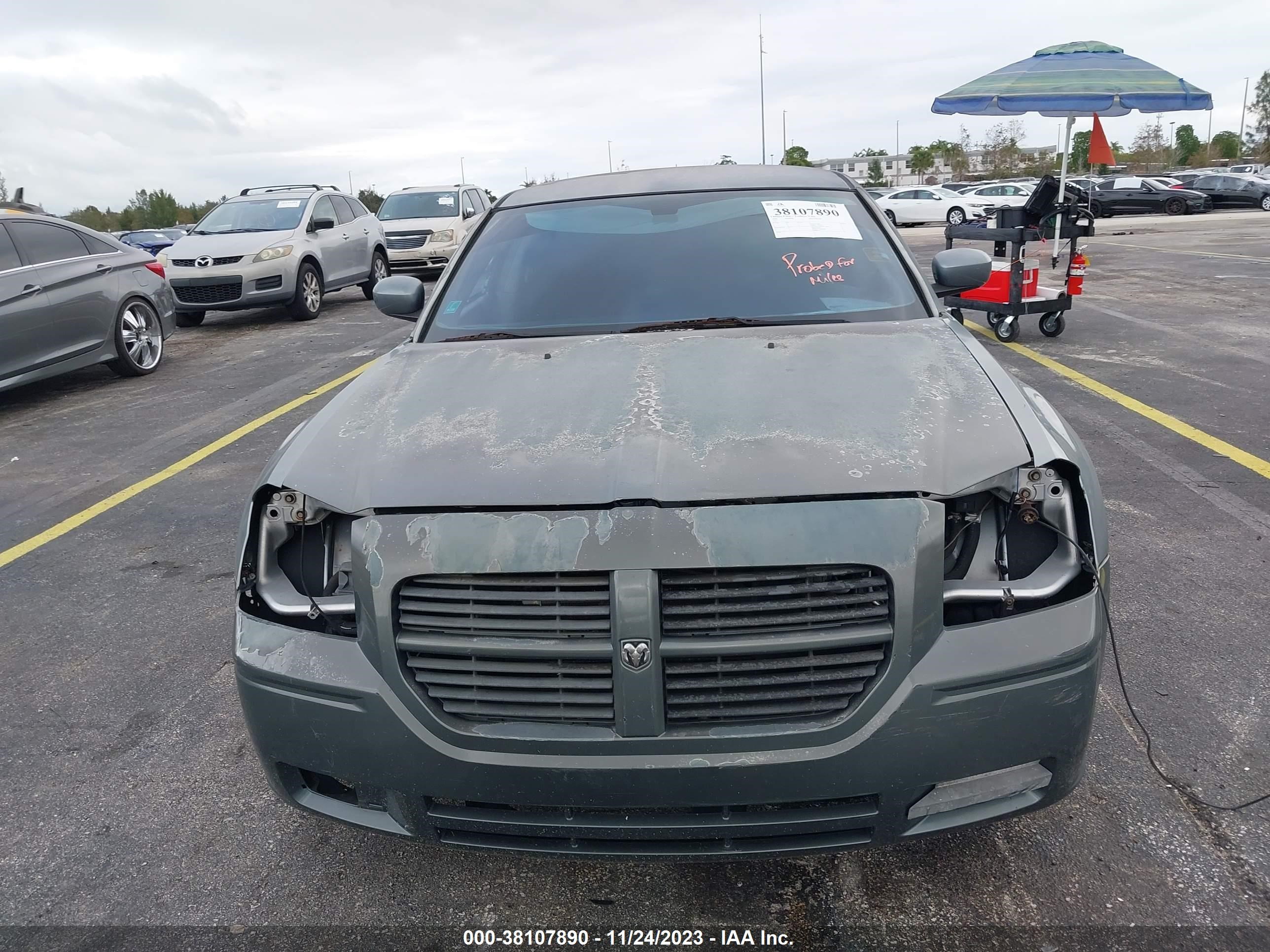 Photo 5 VIN: 2D4FV47V96H435918 - DODGE MAGNUM 