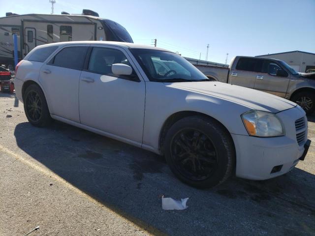 Photo 3 VIN: 2D4FV47VX6H402961 - DODGE MAGNUM 