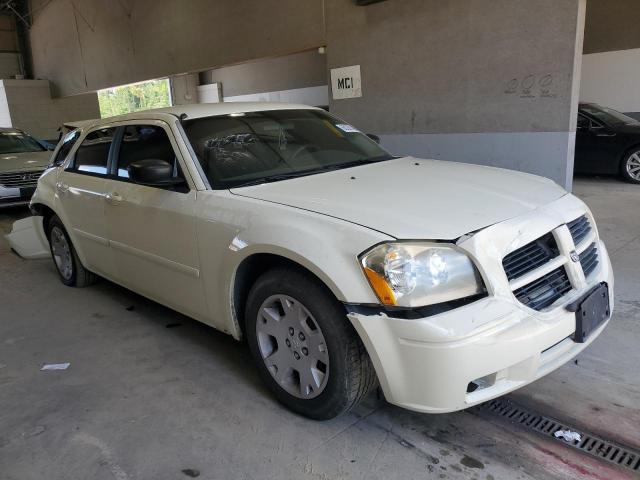 Photo 3 VIN: 2D4FV48T05H693014 - DODGE MAGNUM 