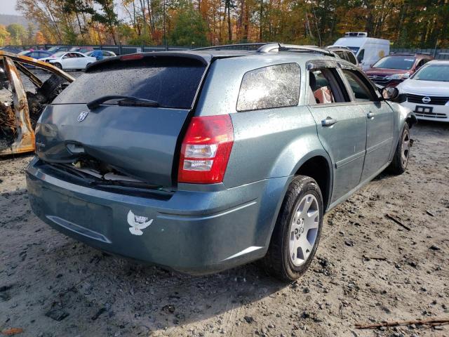 Photo 3 VIN: 2D4FV48T25H510177 - DODGE MAGNUM SE 