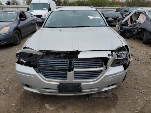 Photo 4 VIN: 2D4FV48T35H514481 - DODGE MAGNUM 