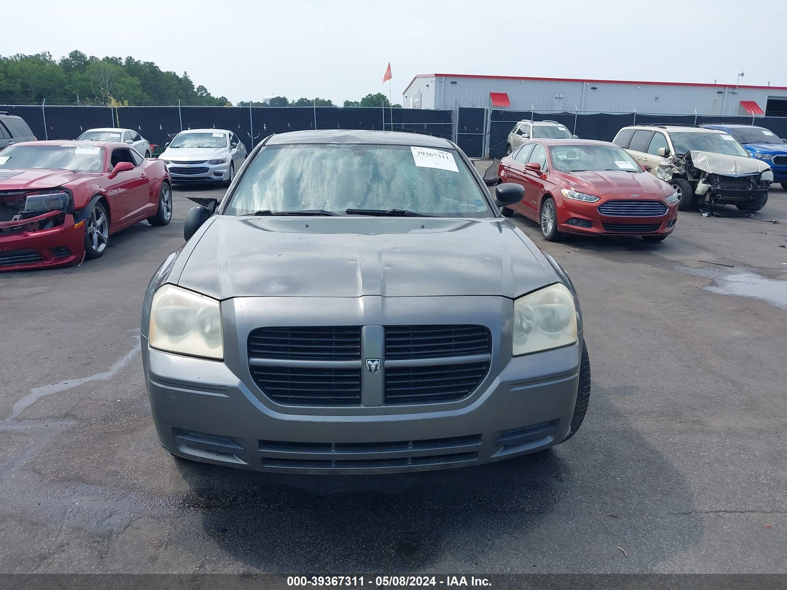 Photo 11 VIN: 2D4FV48TX5H510444 - DODGE MAGNUM 