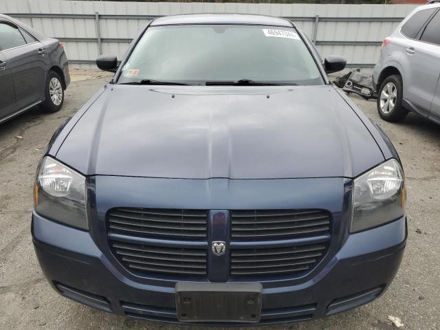 Photo 4 VIN: 2D4FV48V15H167685 - DODGE MAGNUM 