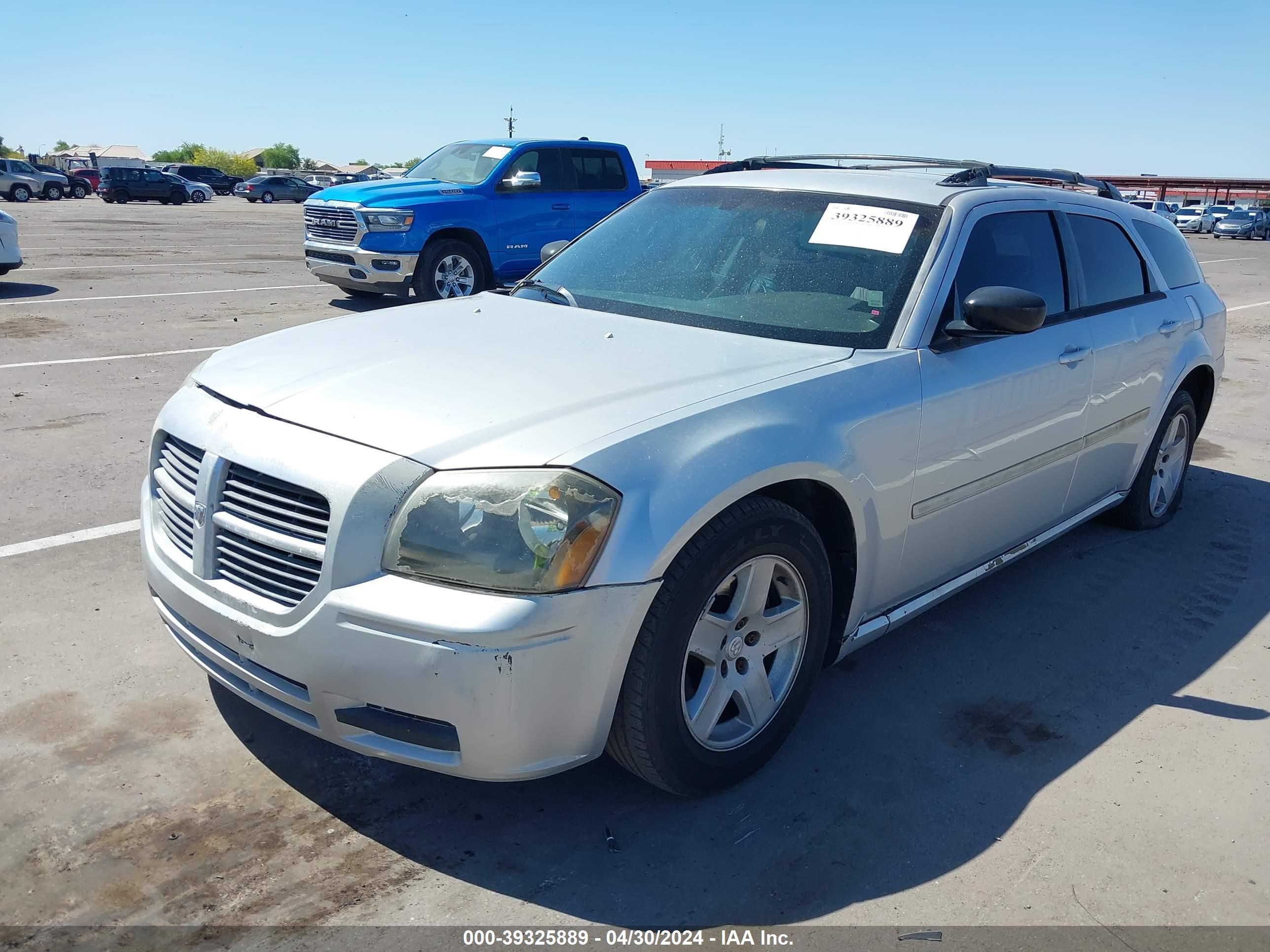 Photo 1 VIN: 2D4FV48V15H510057 - DODGE MAGNUM 