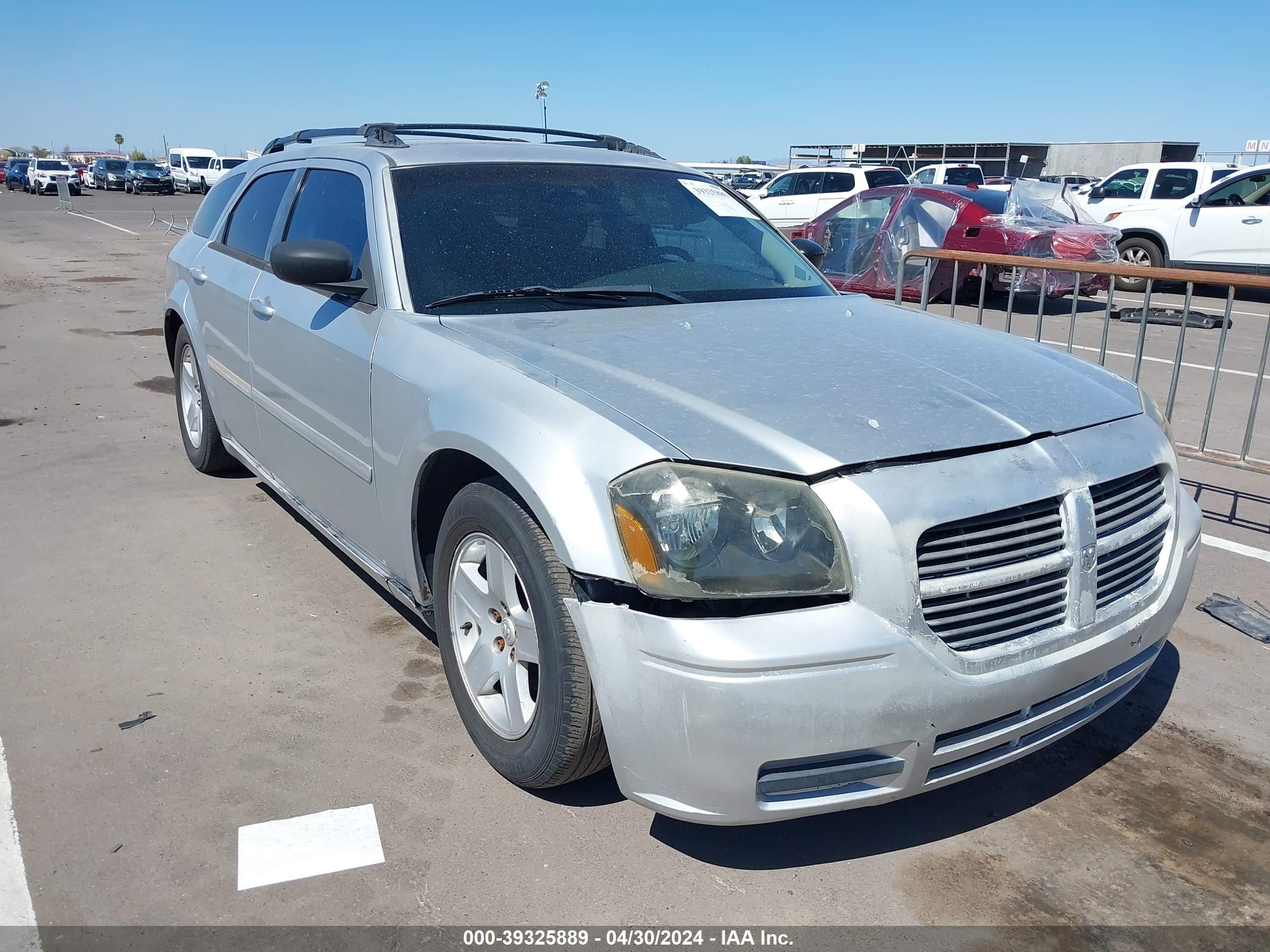 Photo 5 VIN: 2D4FV48V15H510057 - DODGE MAGNUM 