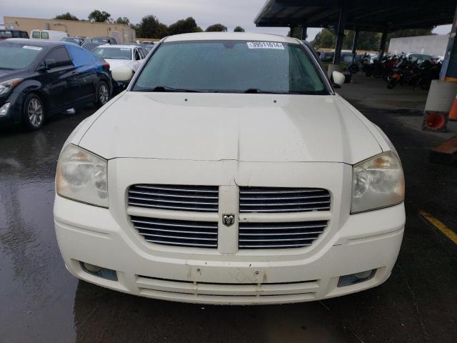 Photo 4 VIN: 2D4FV48V45H677044 - DODGE MAGNUM 