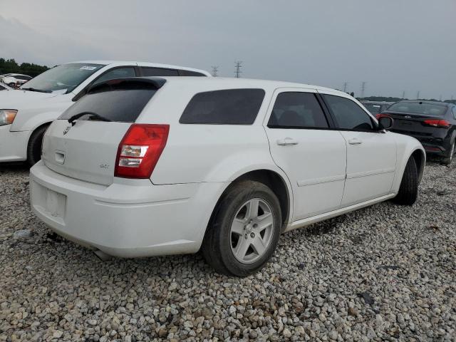 Photo 2 VIN: 2D4FV48V95H570247 - DODGE MAGNUM SXT 