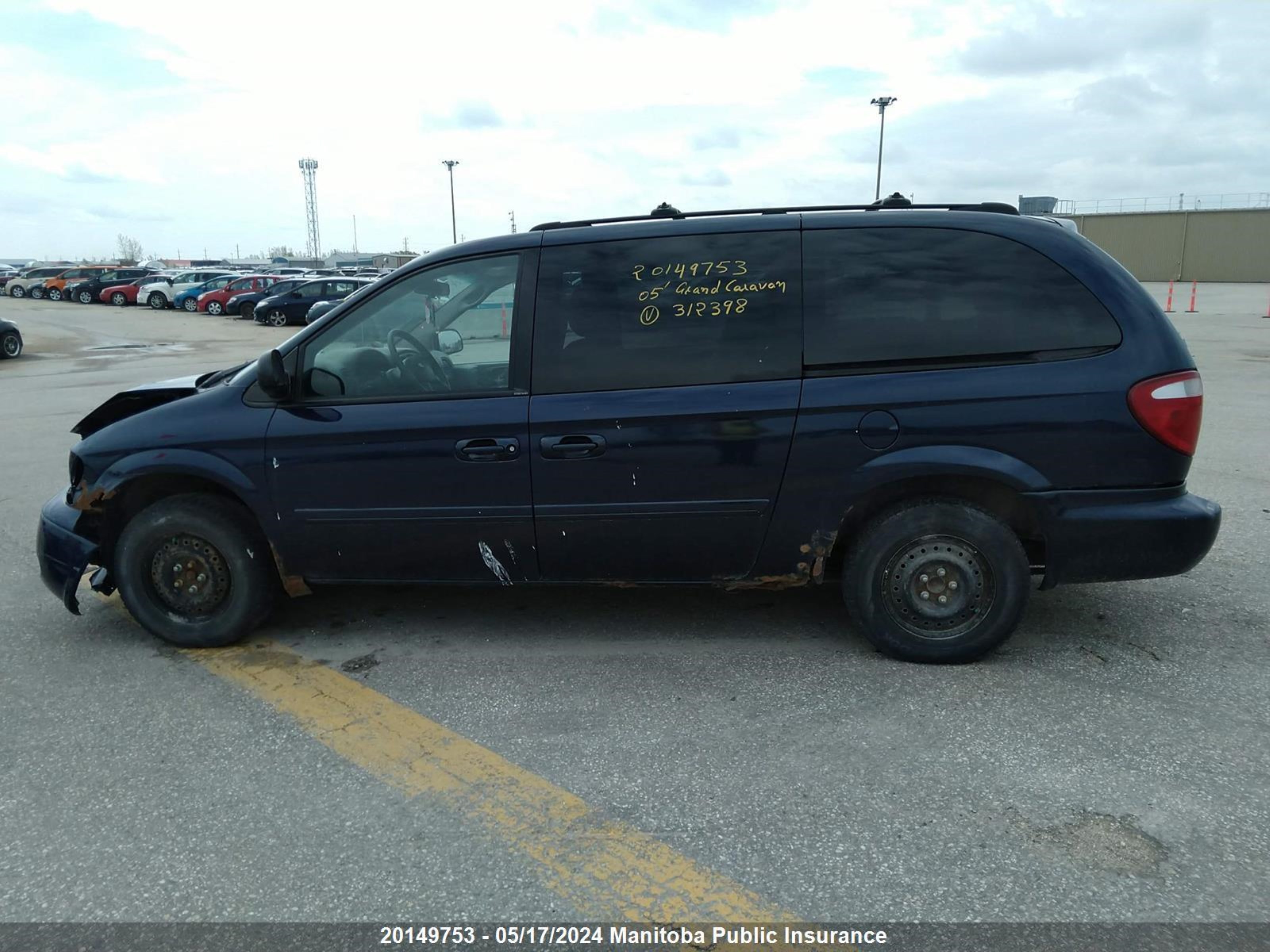 Photo 13 VIN: 2D4GP24R45R312398 - DODGE CARAVAN 