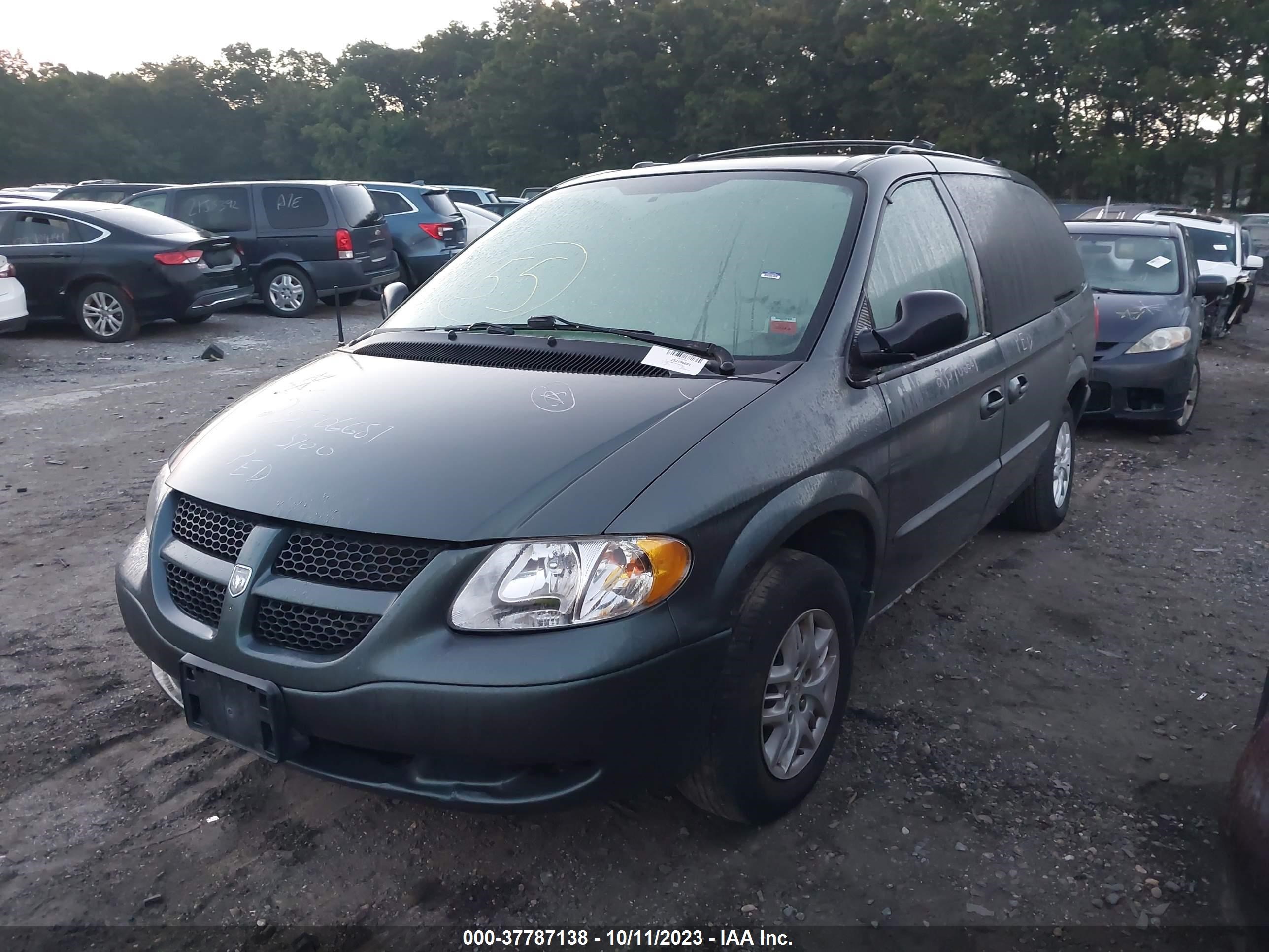 Photo 1 VIN: 2D4GP44323R117887 - DODGE CARAVAN 