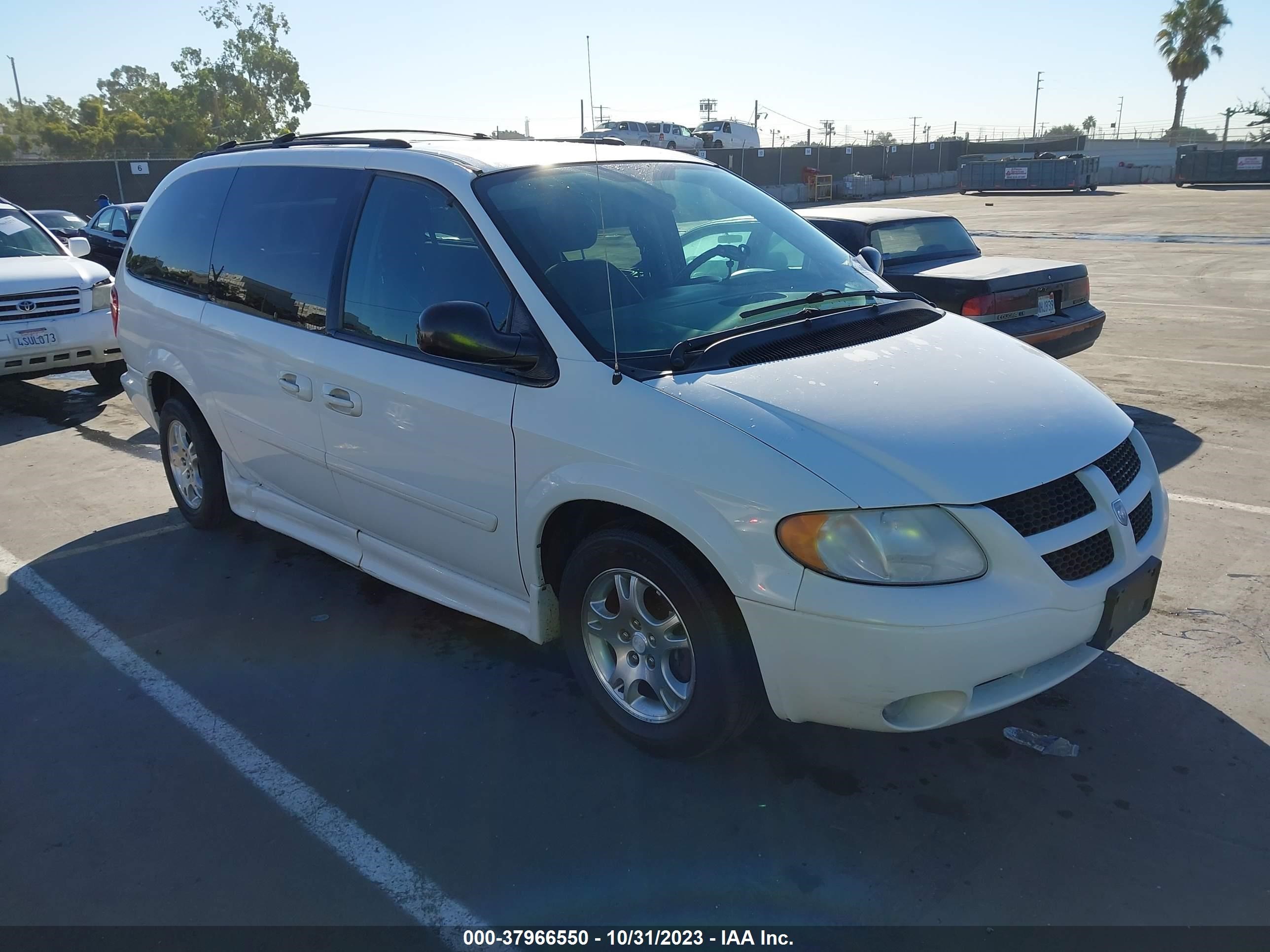 Photo 0 VIN: 2D4GP44L14R609621 - DODGE CARAVAN 