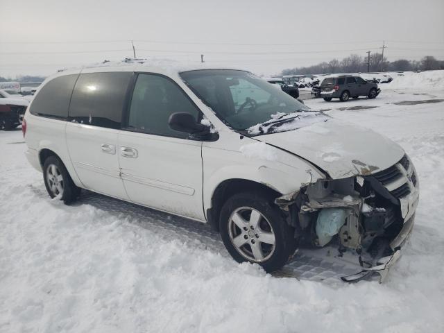 Photo 3 VIN: 2D4GP44L15R188100 - DODGE CARAVAN 