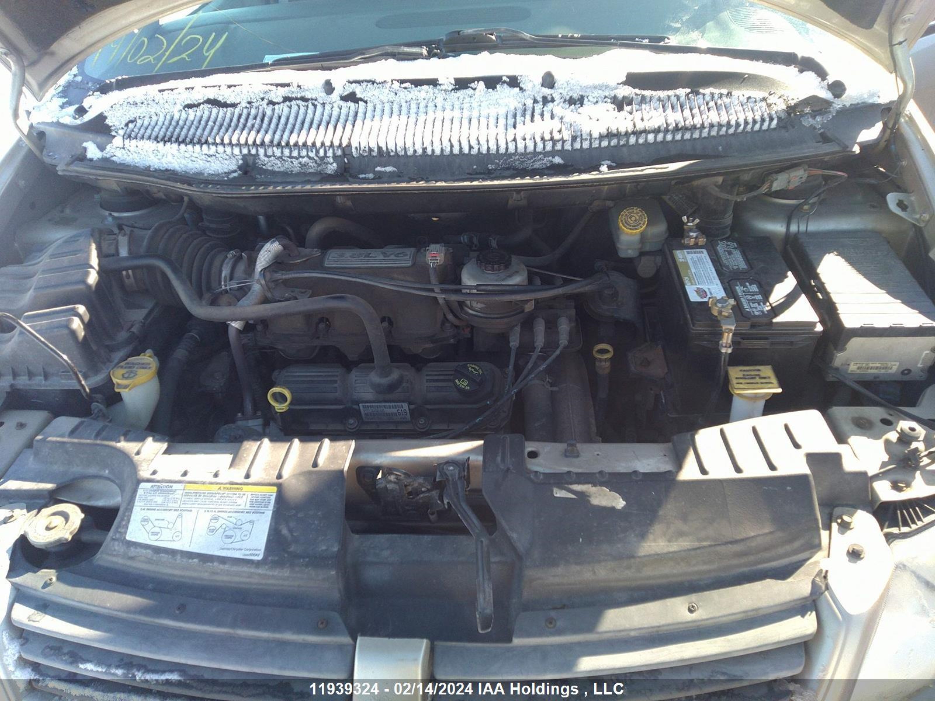 Photo 9 VIN: 2D4GP44L16R677906 - DODGE CARAVAN 