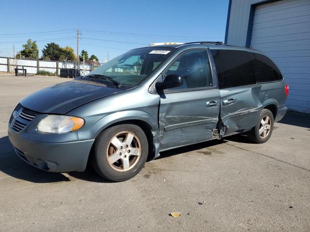 Photo 0 VIN: 2D4GP44L17R215637 - DODGE CARAVAN 