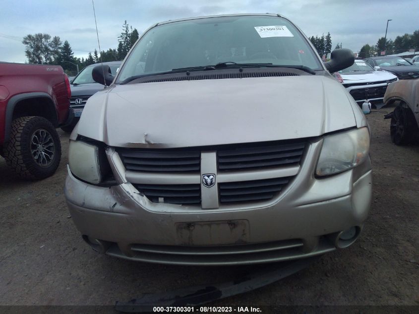 Photo 11 VIN: 2D4GP44L35R224708 - DODGE CARAVAN 