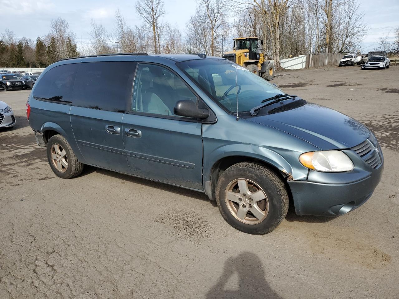 Photo 3 VIN: 2D4GP44L45R485488 - DODGE CARAVAN 