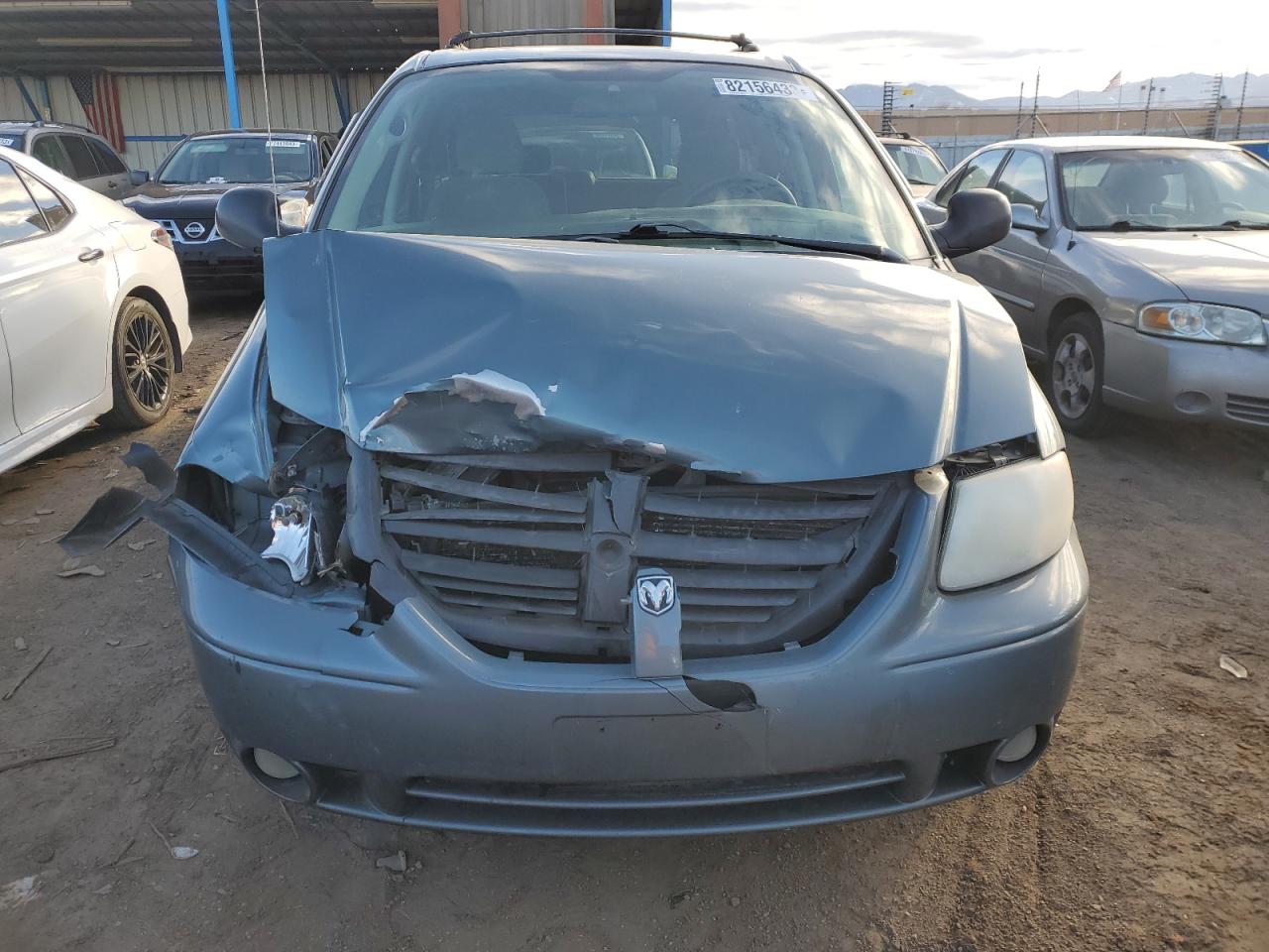 Photo 4 VIN: 2D4GP44L45R485927 - DODGE CARAVAN 