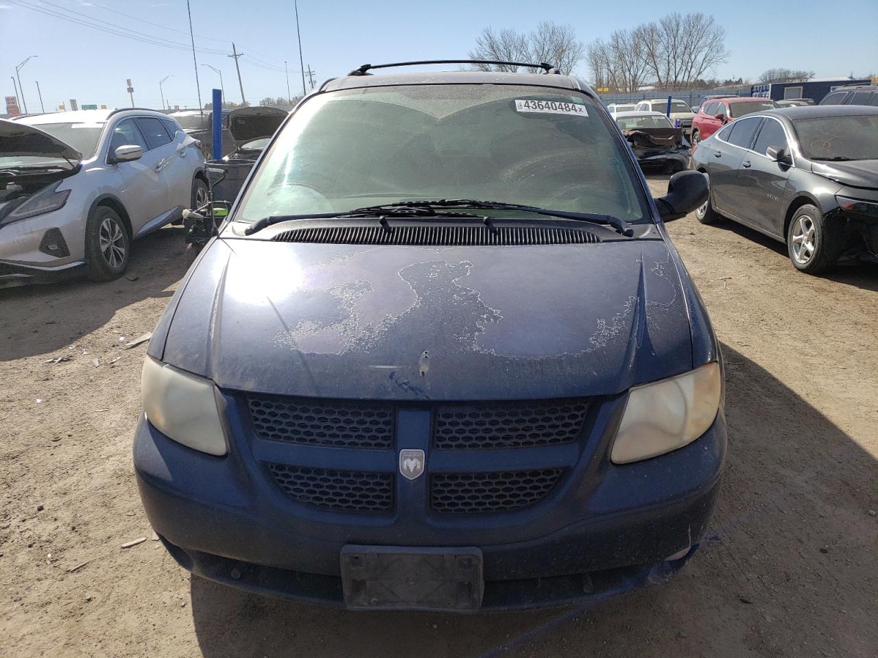 Photo 4 VIN: 2D4GP44L53R101196 - DODGE CARAVAN 